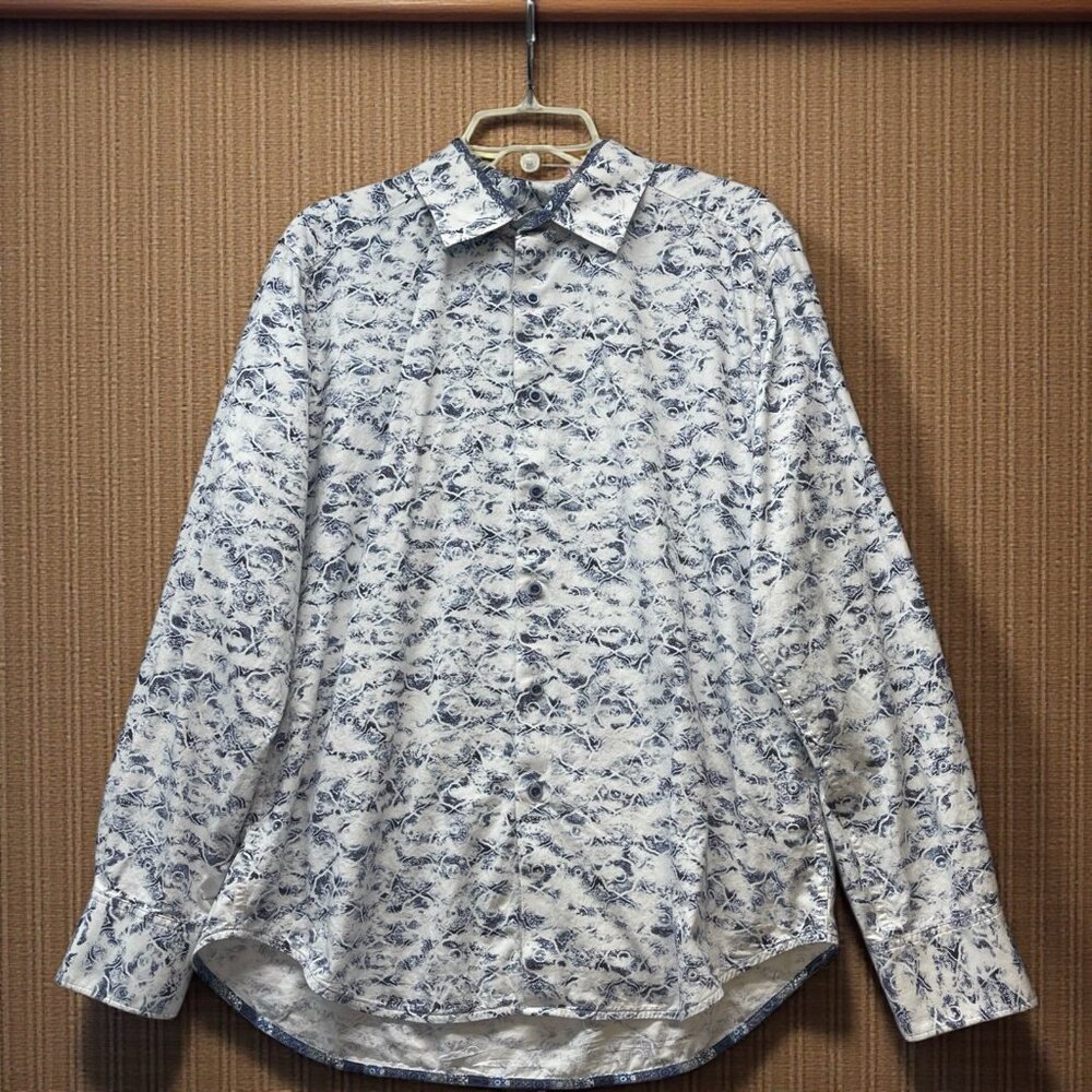 Robert Graham Shirt Mens XL White w/Blue  Flip Cuffs Classic Fit